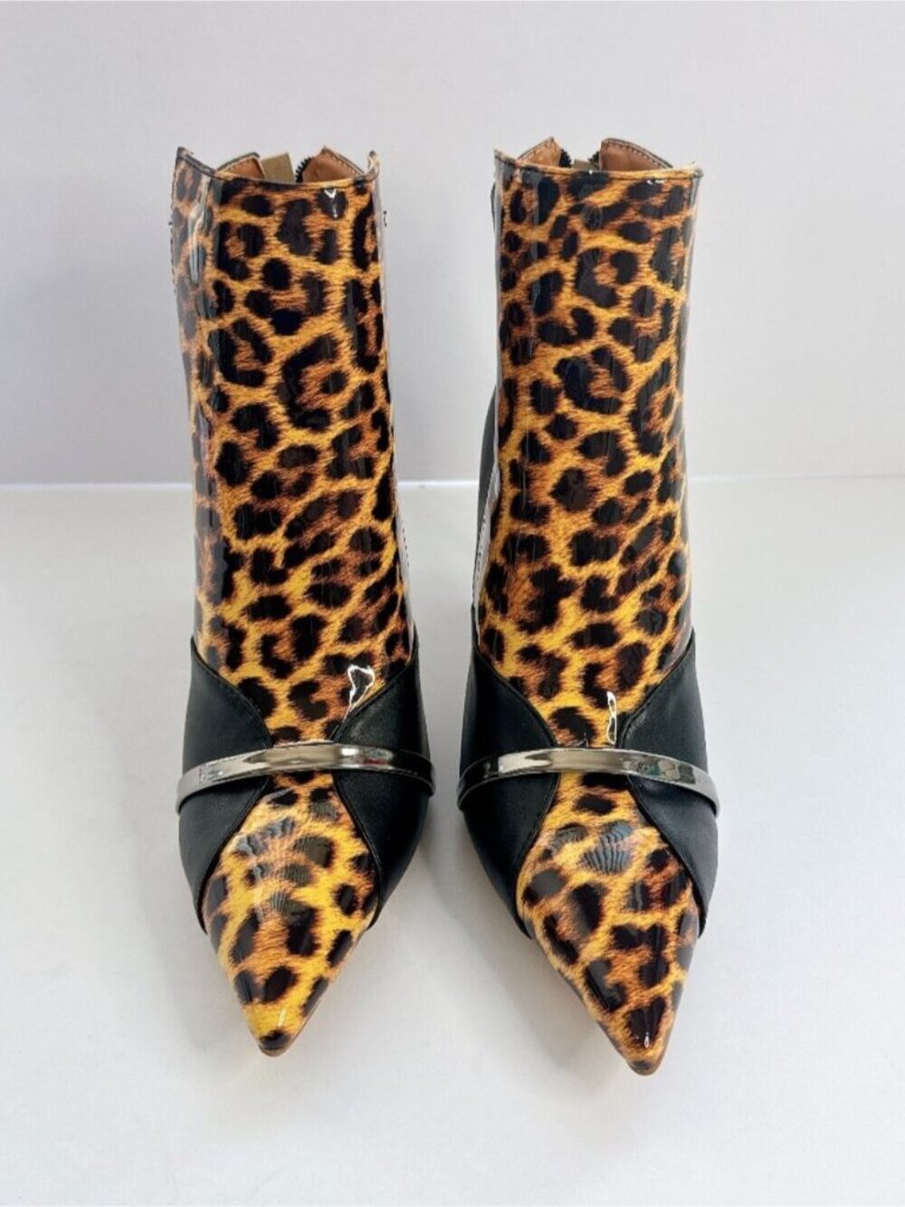 Women’s Size 9.5 Leopard Print Pointed Toe Ankle Boots Faux Fur Lined Heels